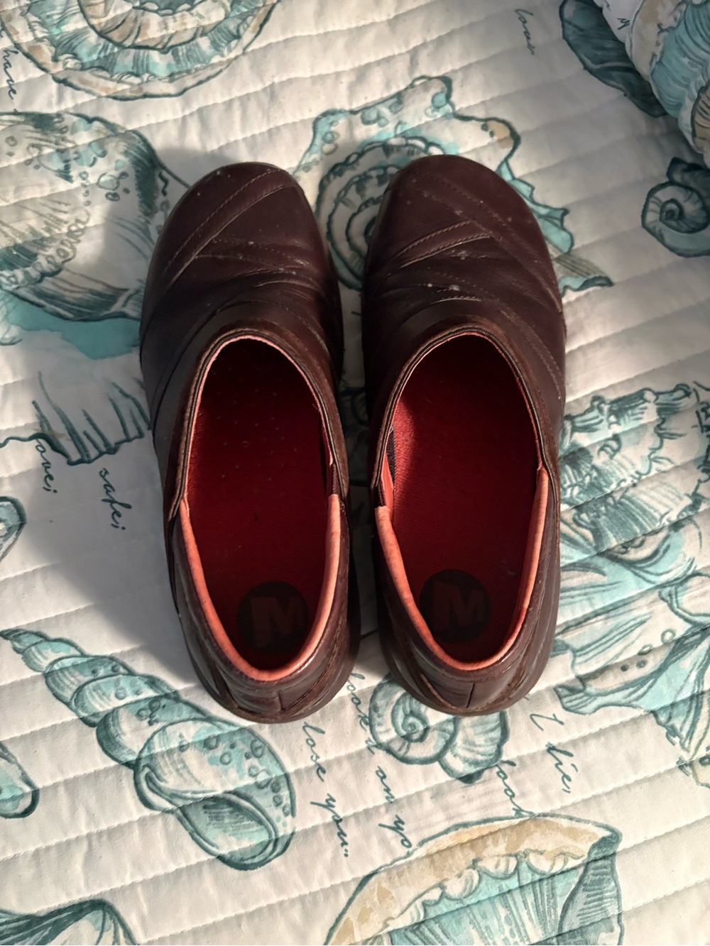 Merrell Comfort Slip-On Women's Shoes in Dark Brown